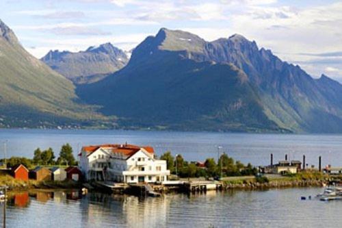 Sunde Fjord Hotel, Free And Easy Parking Solavagen Εξωτερικό φωτογραφία
